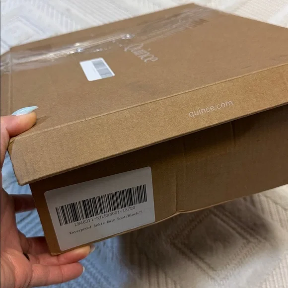 QUINCE - Waterproof Ankle Rain boot - Picture 8 of 8